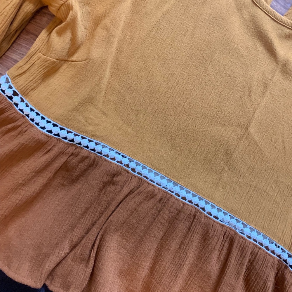 Signature studio top - Picture 3 of 6